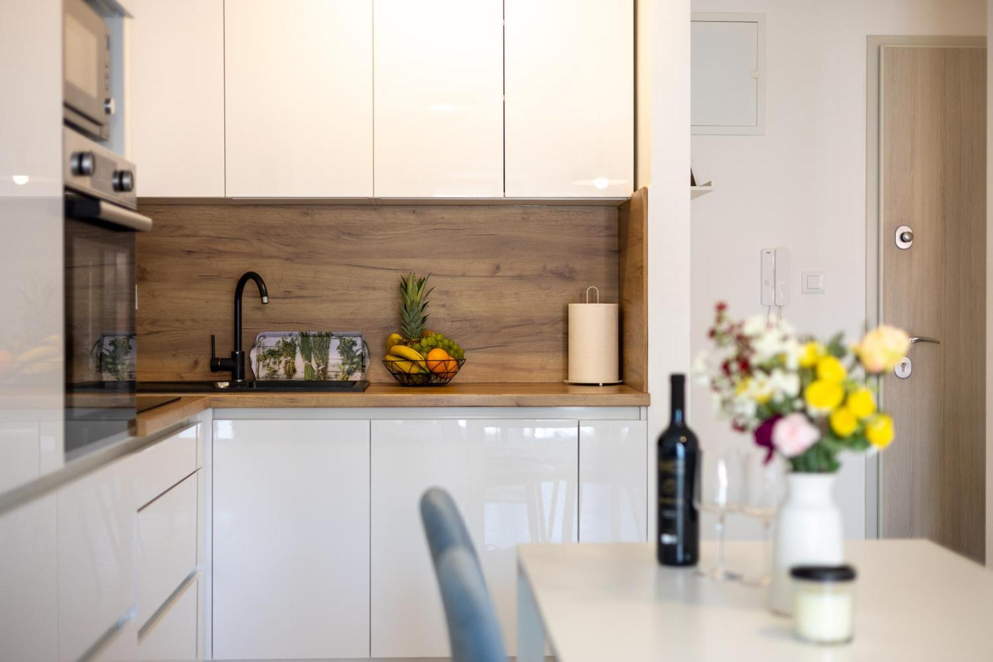 ספליט Cosy Apartment Terrano -Free Private Parking מראה חיצוני תמונה